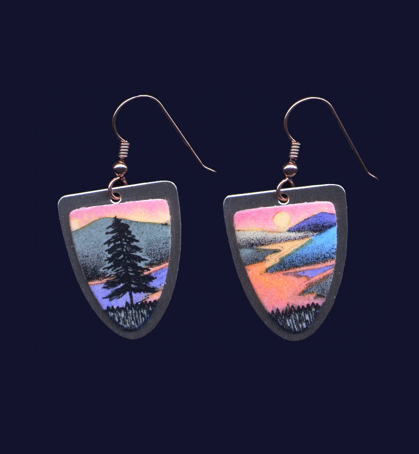 Sunset Solitude earrings by Vermont artist Daryl V. Storrs