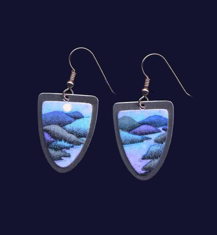 Receding Mountains and Water by VT jeweler, Daryl Storrs